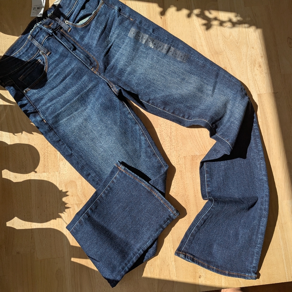 American Eagle High-Rise Skinny Kick Jean Size 28W/6 Regular, Women's